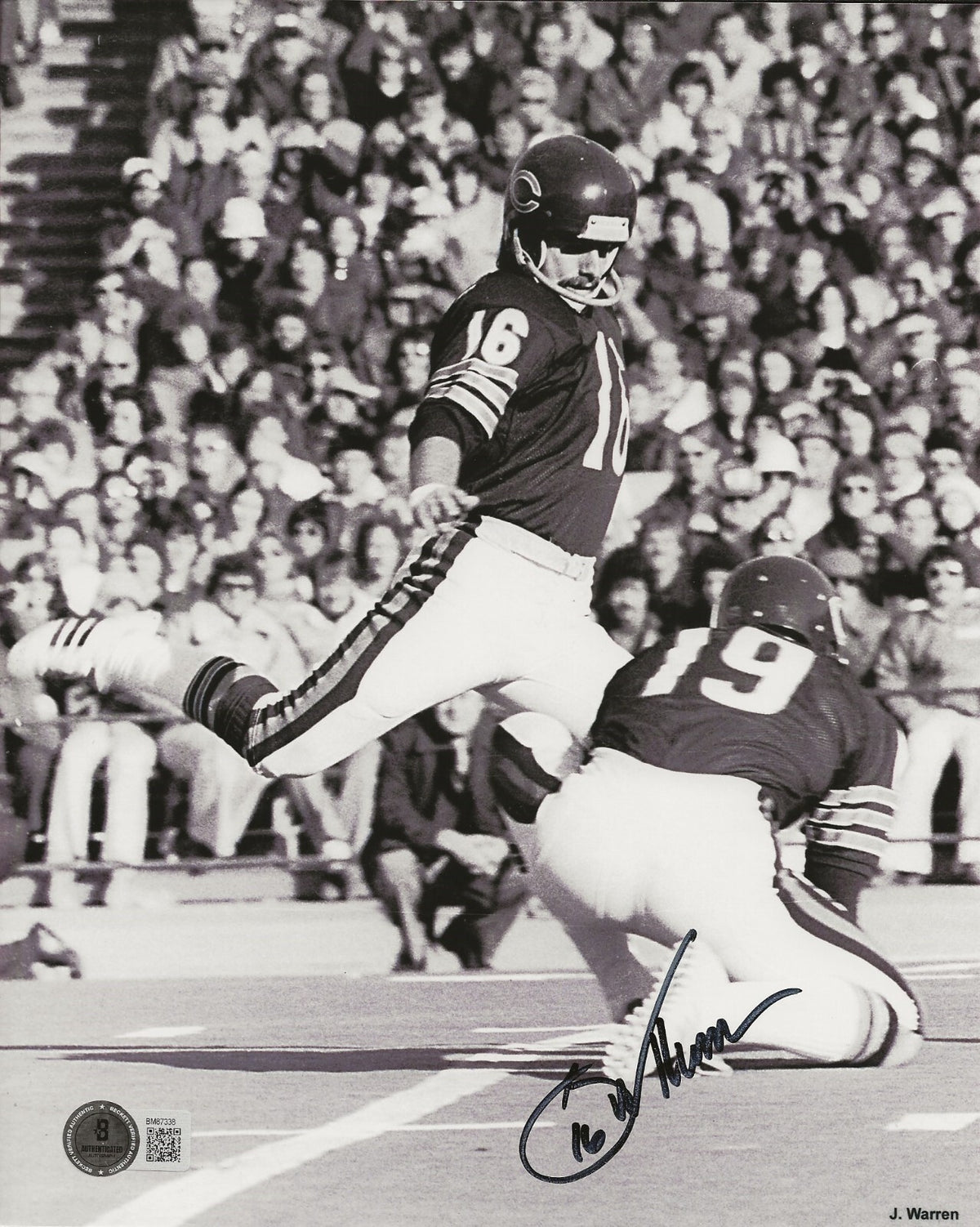 Bob Thomas signed Chicago Bears 8x10 photo autographed #1 Beckett COA