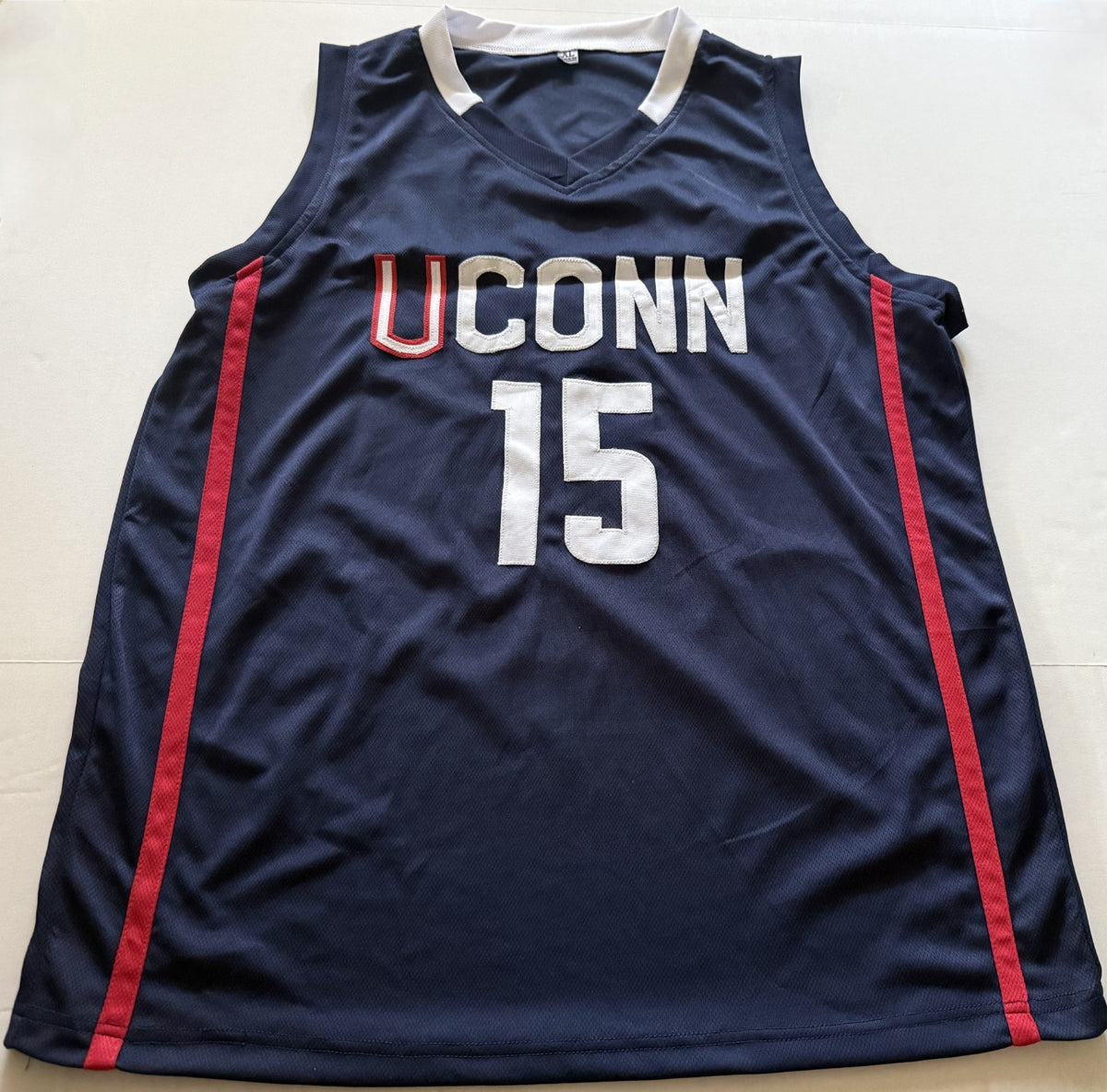 Kemba Walker UCONN Huskies signed Custom jersey autographed JSA