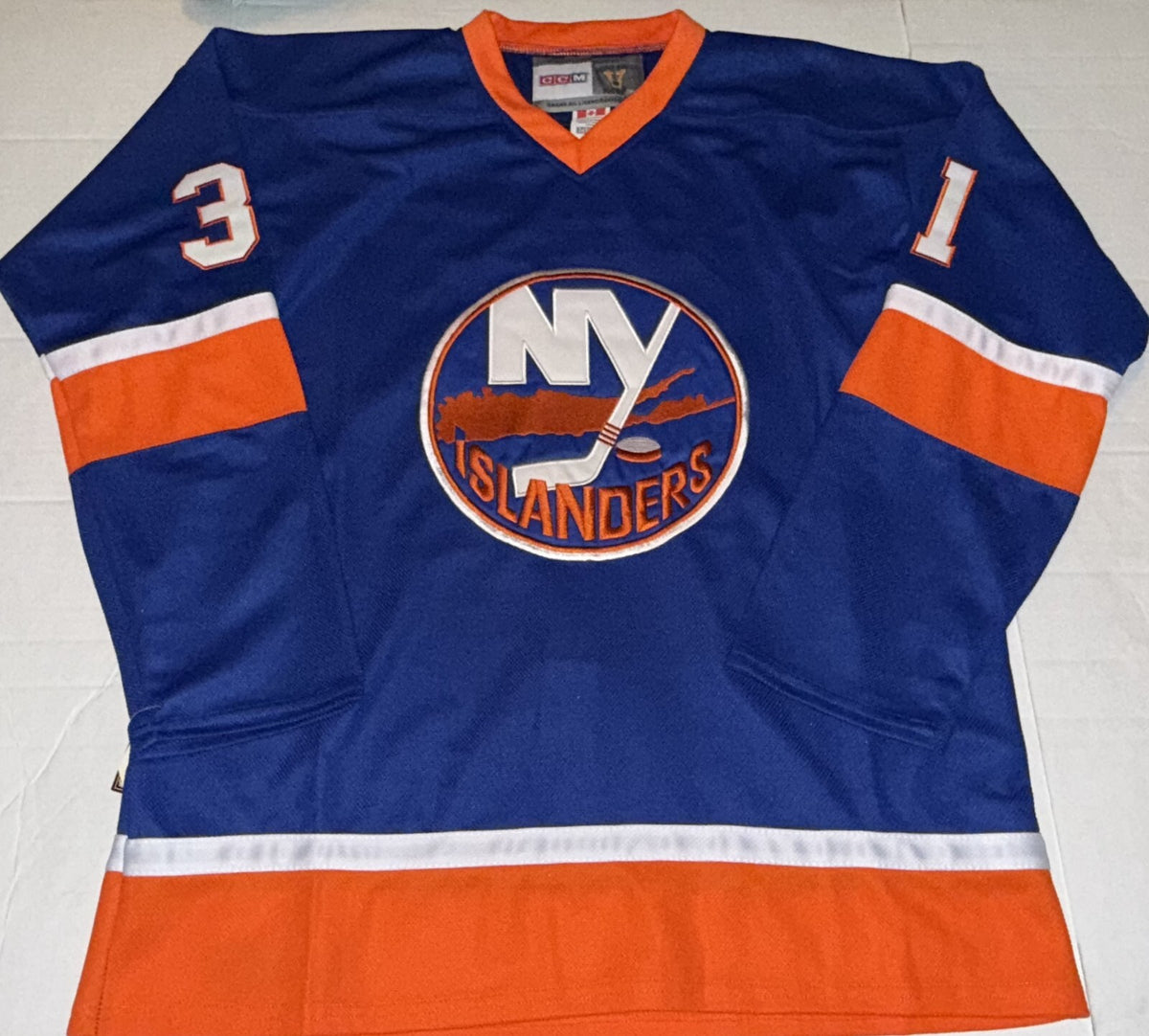 Billy Smith signed New York Islanders jersey autographed Beckett Witnessed