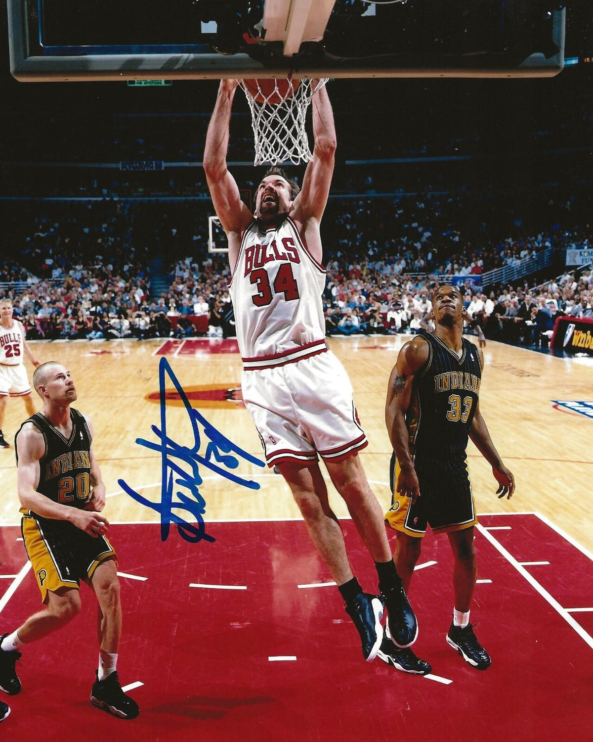 Bill Wennington signed Chicago Bulls 8x10 photo autographed #2