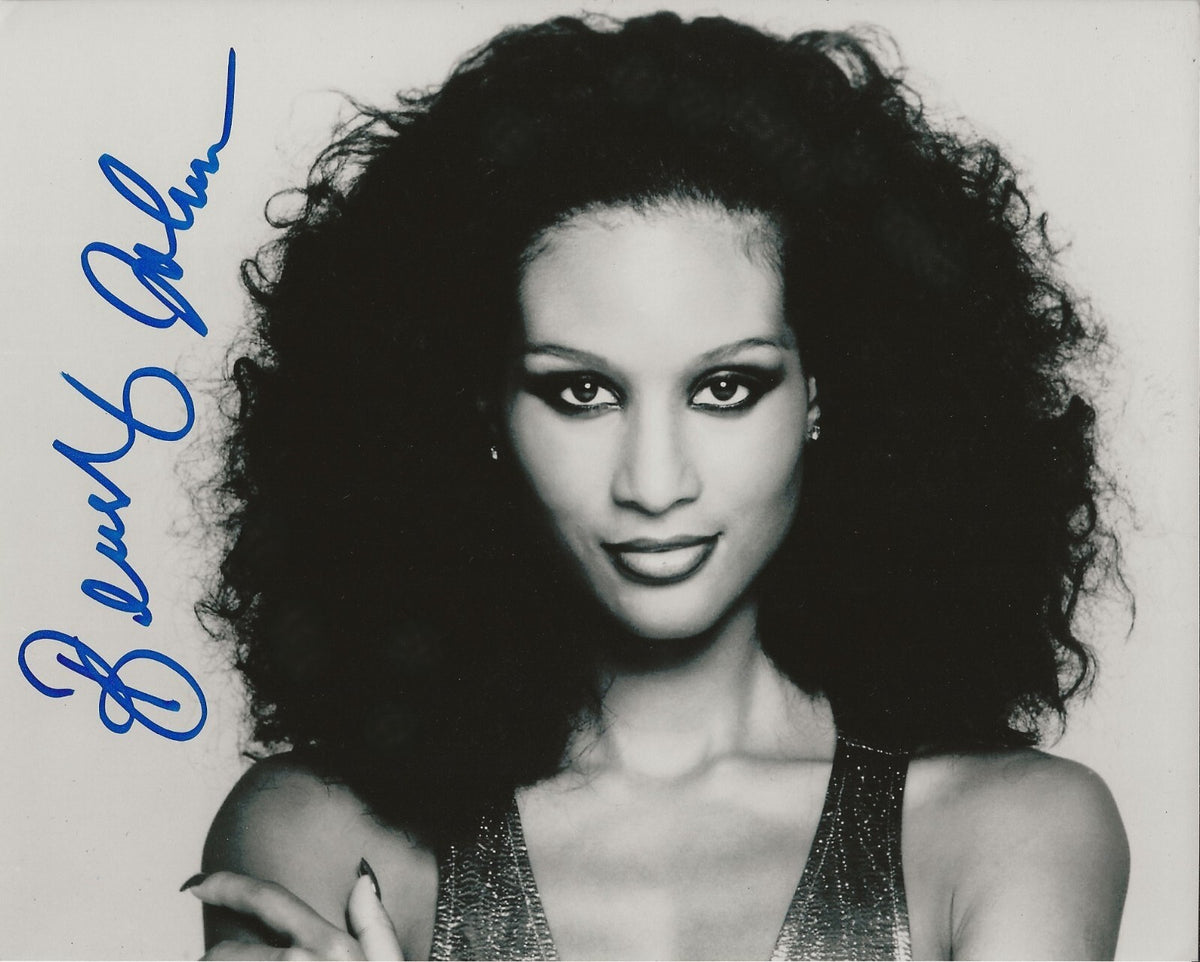 Beverly Johnson Model Actress signed 8x10 photo autographed #4