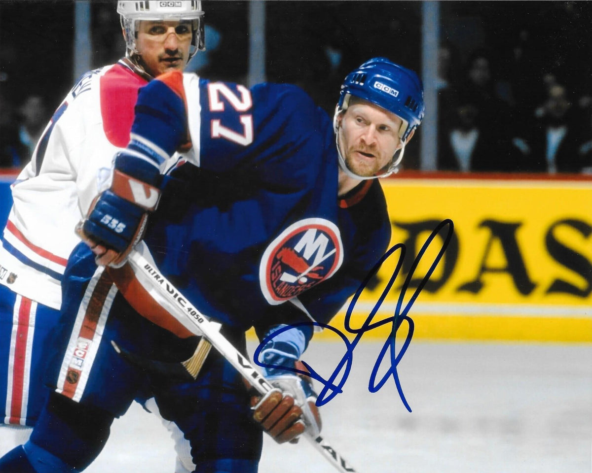 Derek King signed New York Islanders 8x10 photo autographed 2