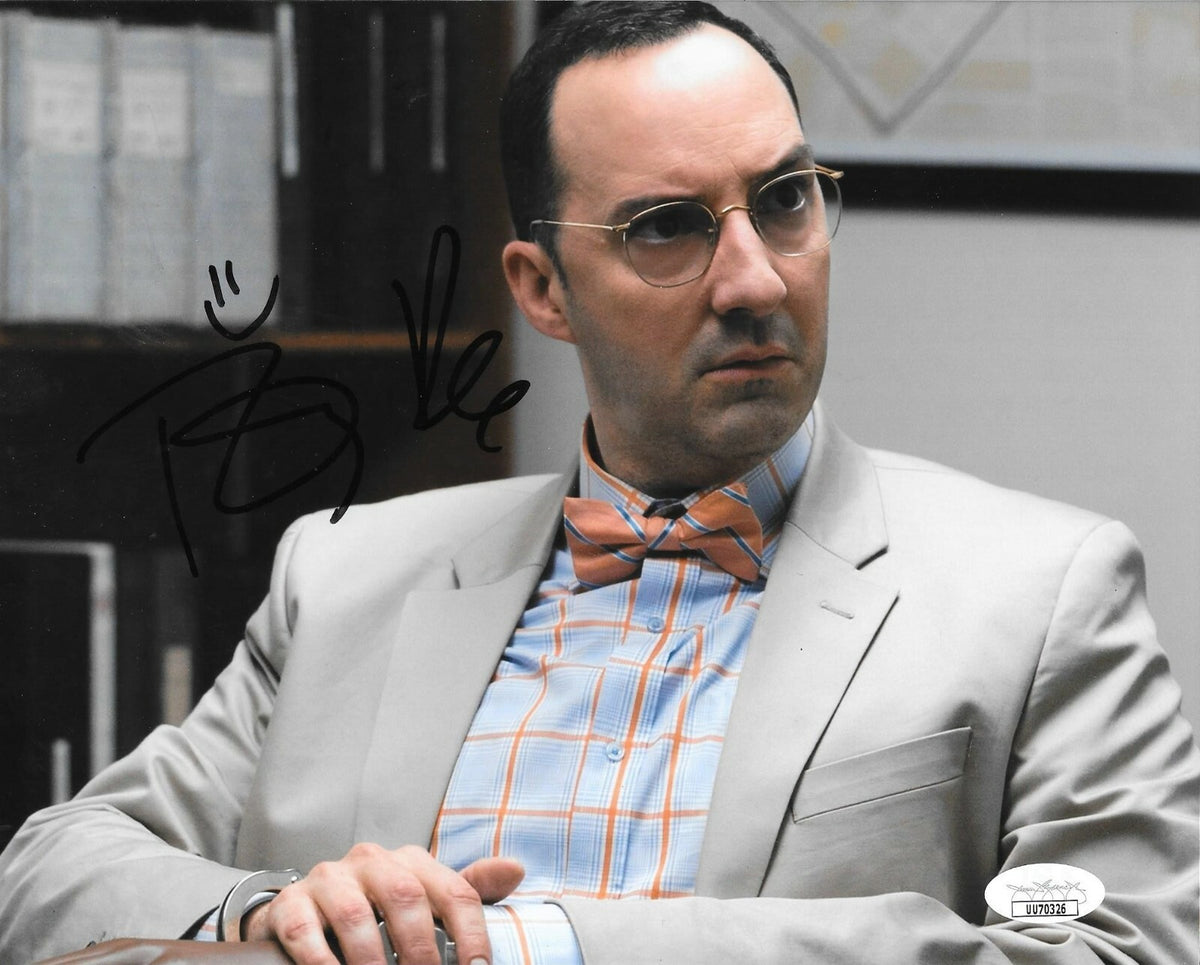 Tony Hale signed Arrested Development 8x10 photo autographed Buster Bluth JSA