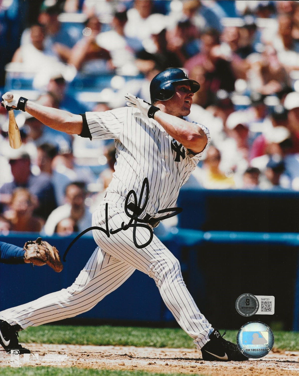 Jason Giambi signed New York Yankees 8x10 photo autographed Beckett COA