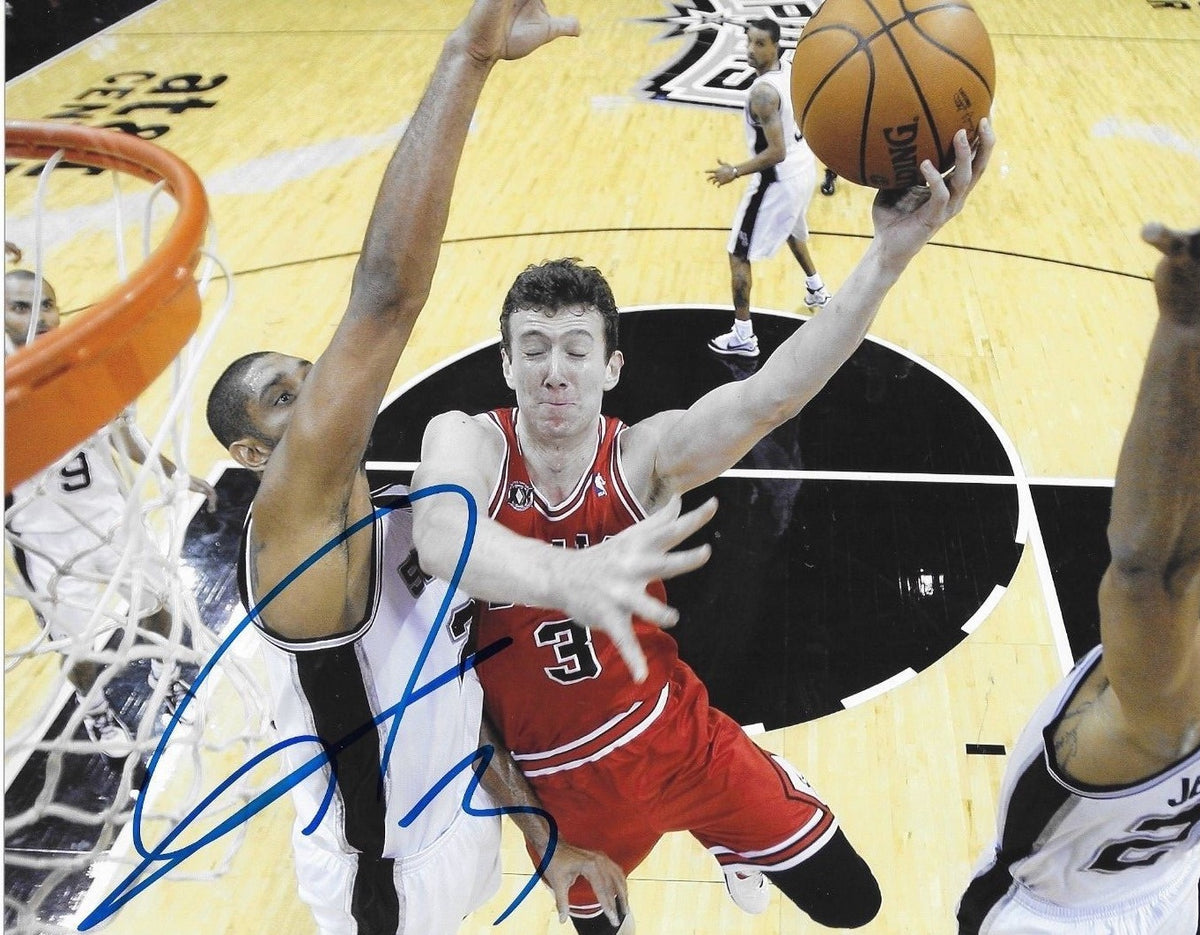 Omer Asık signed Chicago Bulls 8x10 photo autographed 3