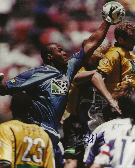 Zach Thornton Chicago Fire signed MLS Soccer 8x10 photo autographed