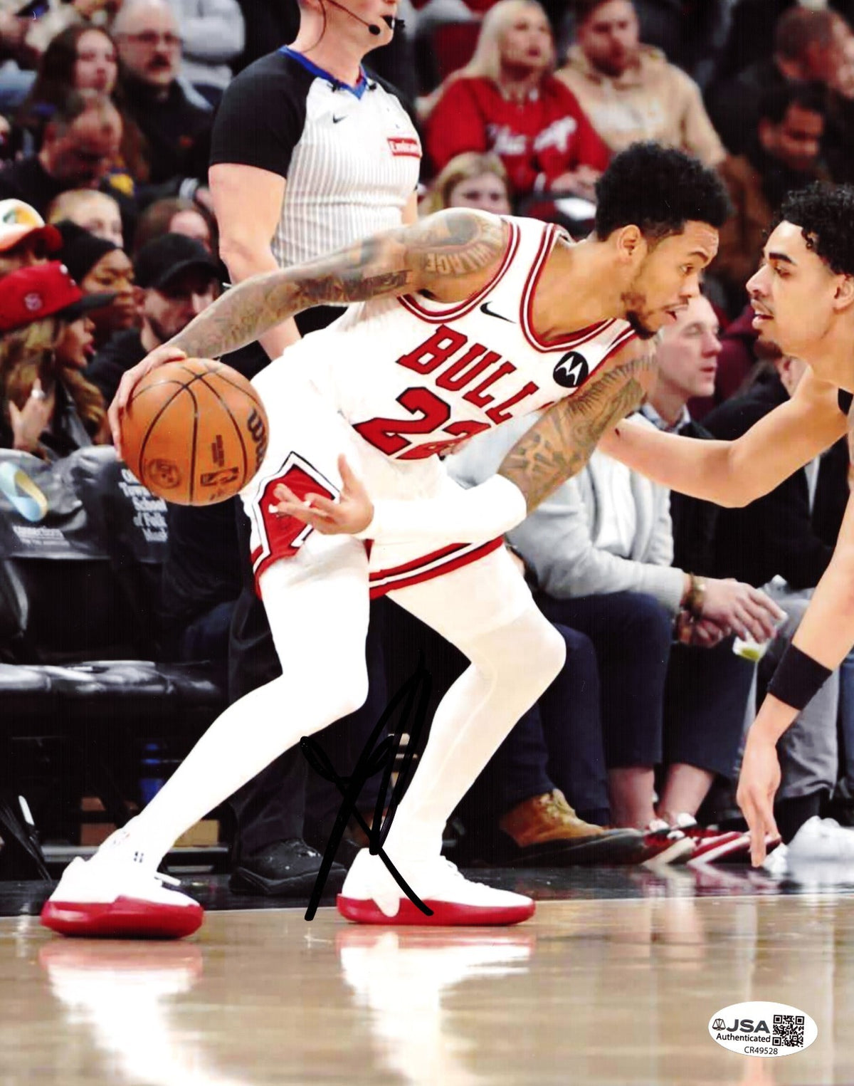 Anfernee Simons signed Chicago Bulls 8x10 photo autographed #2 JSA