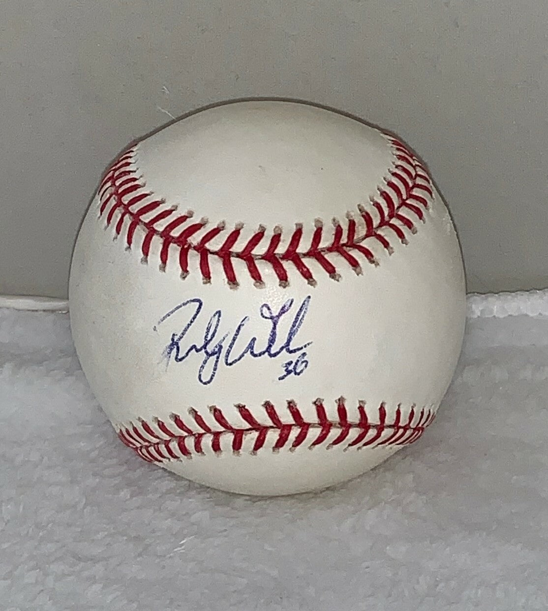 Randy Wells Chicago Cubs signed MLB Baseball Ball autographed