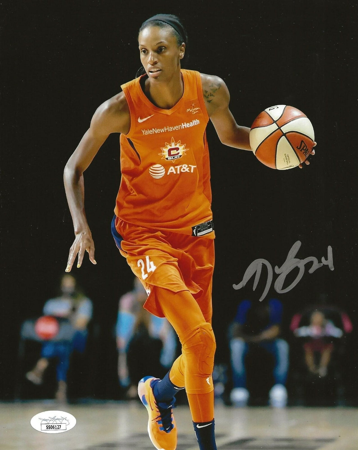 DeWanna Bonner signed Connecticut Sun 8x10 photo autographed 3 JSA