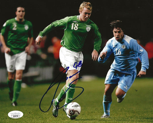 Aiden McGeady Ireland signed Celtic F.C. Soccer 8x10 photo autographed 3 JSA