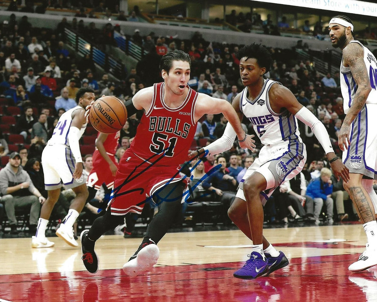 Ryan Arcidiacono signed Chicago Bulls 8x10 photo autographed 