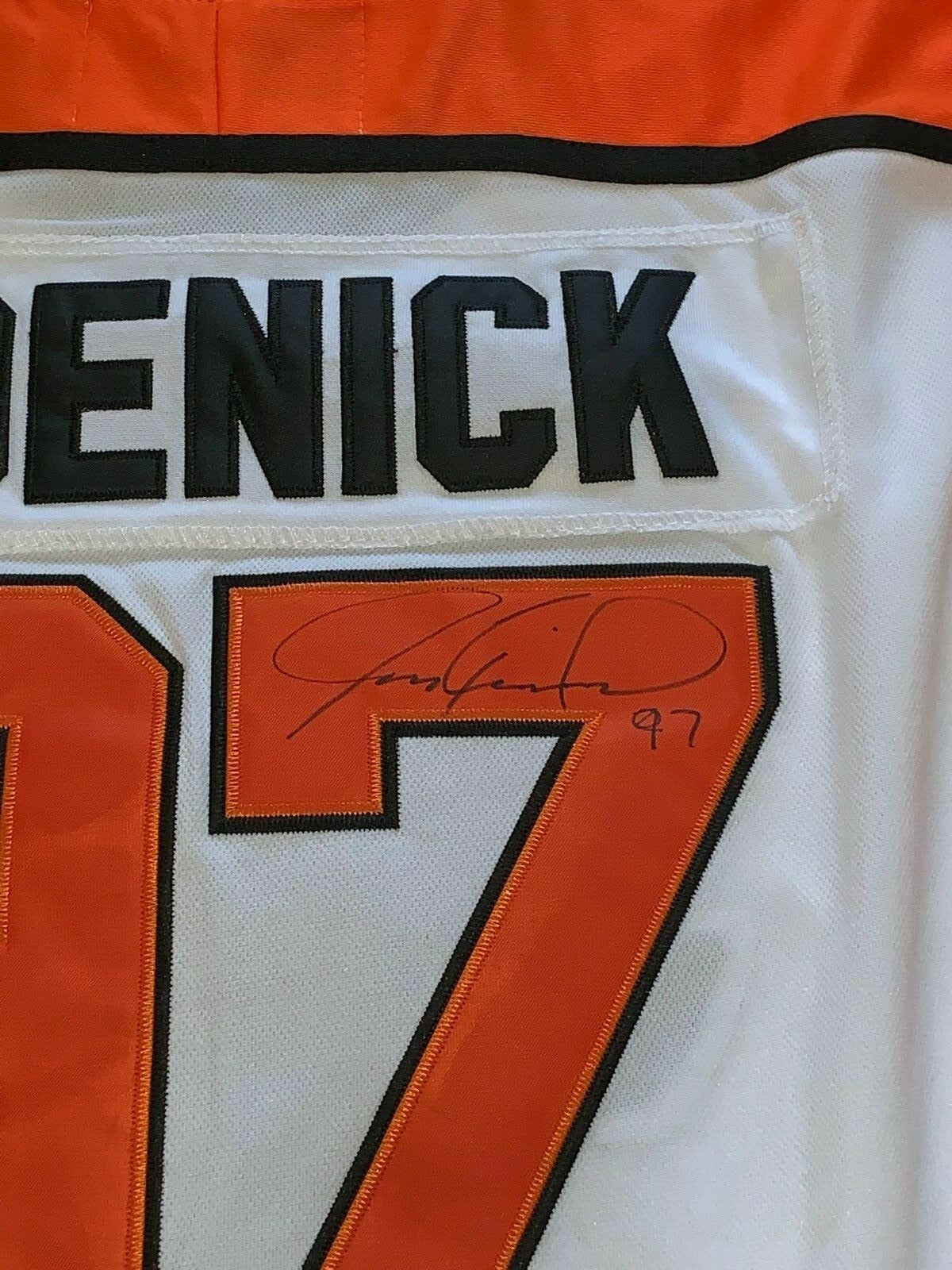 Jeremy Roenick signed White Philadelphia Flyers jersey autographed JSA