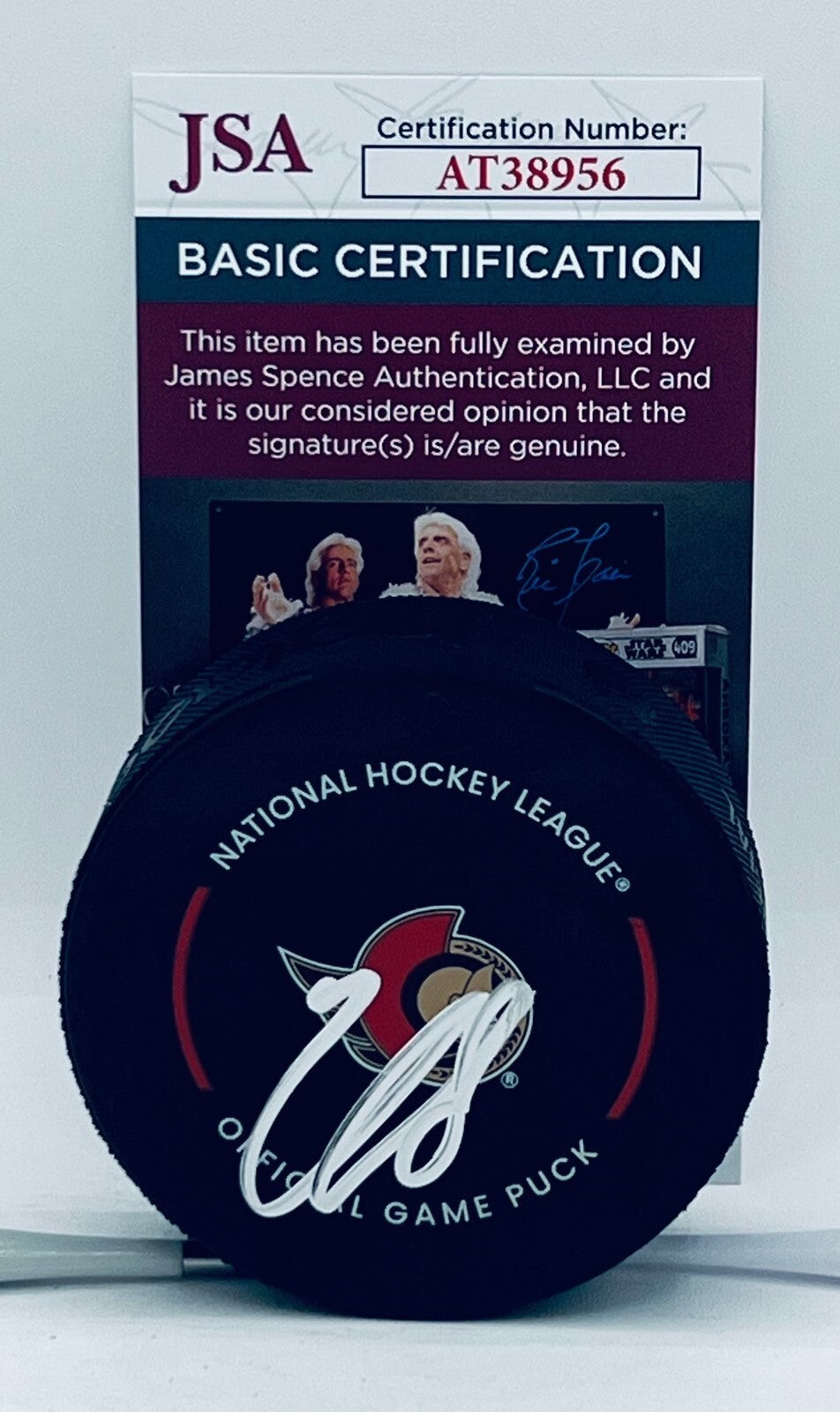 Claude Giroux signed Ottawa Senators Official Game Puck autographed JSA