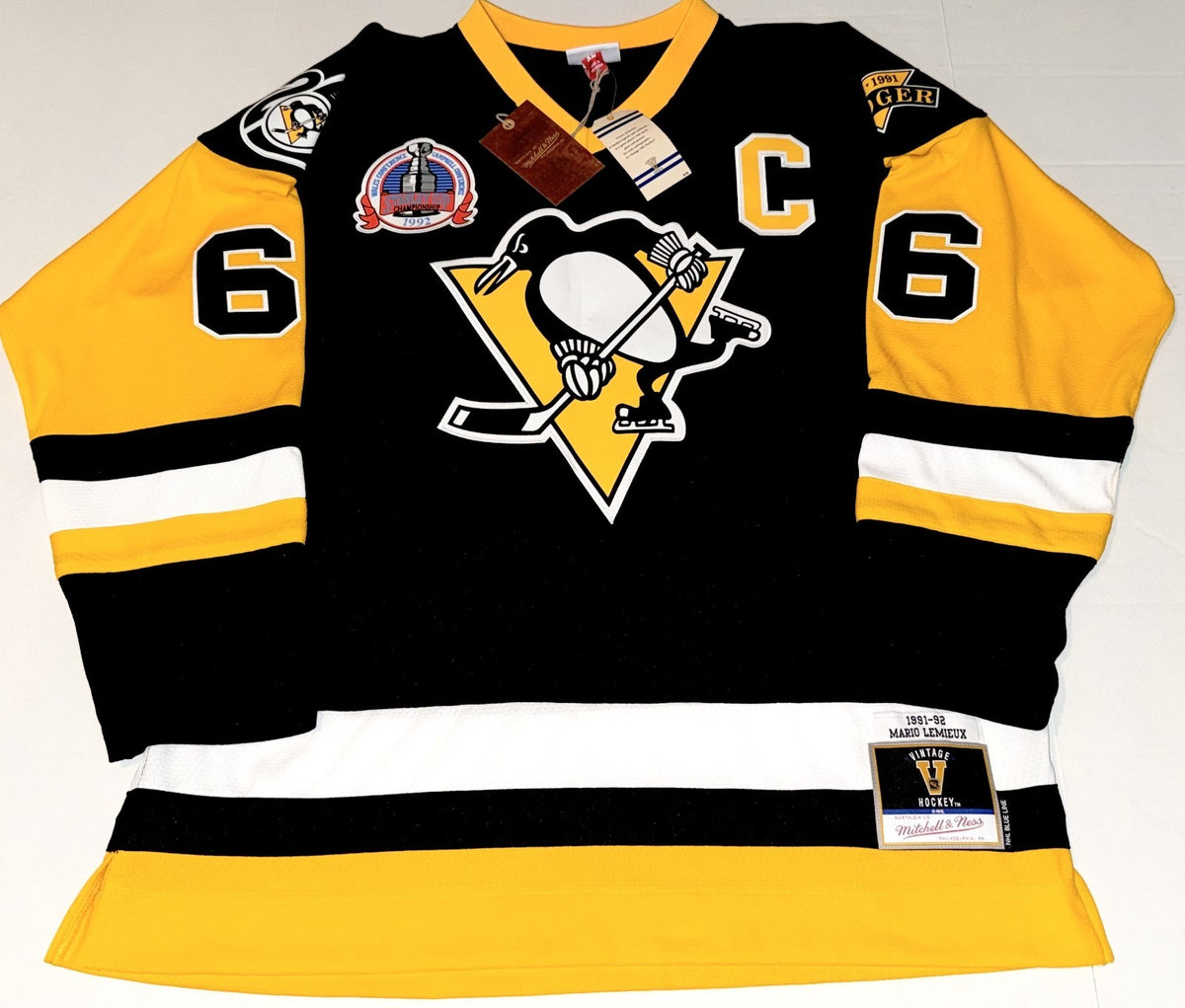 Mario Lemieux signed Pittsburgh Penguins Mitchell & Ness 1992 Cup jersey JSA COA