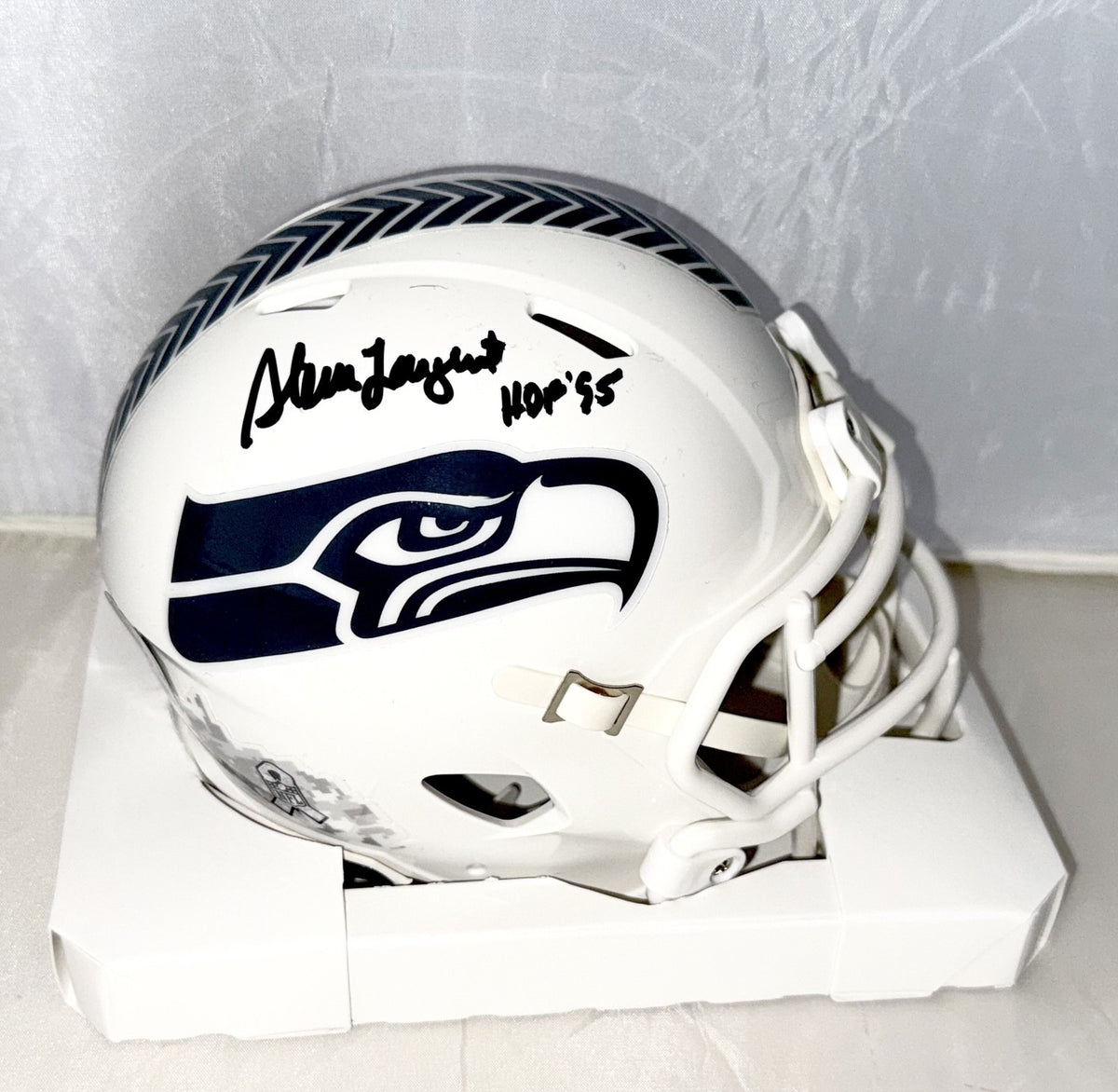 Steve Largent signed Seattle Seahawks STS mini helmet W/ HOF Beckett Witnessed