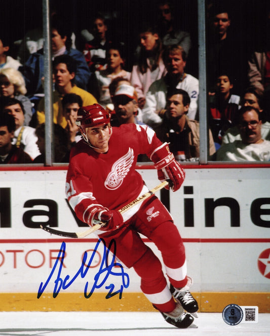 Adam Oates signed Detroit Red Wings 8x10 photo autographed #2 Beckett Witnessed