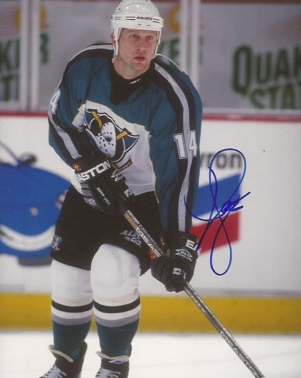 Joe Sacco signed Mighty Ducks of Anaheim 8x10 photo autographed