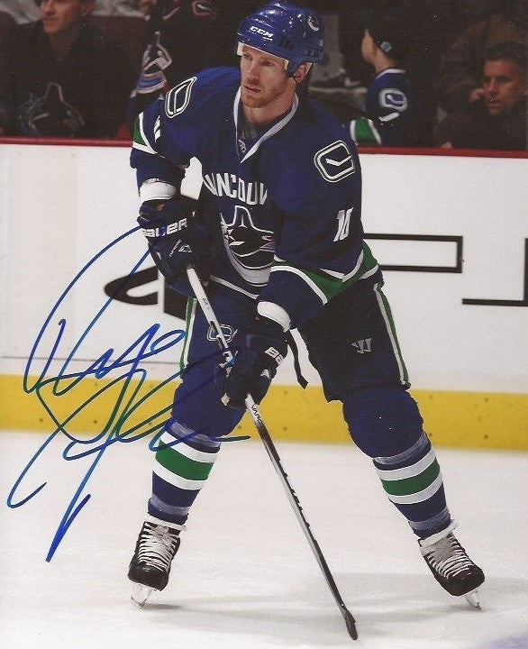Ryan Johnson signed Vancouver Canucks 8x10 photo autographed 3