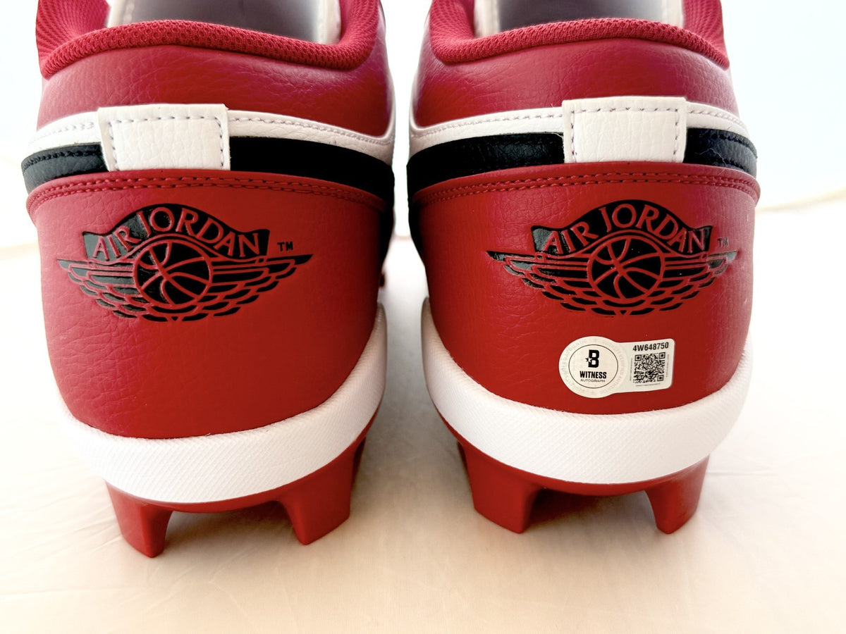 Elly De La Cruz Cincinnati Reds signed Jordan 1 Retro Cleats Beckett Witnessed