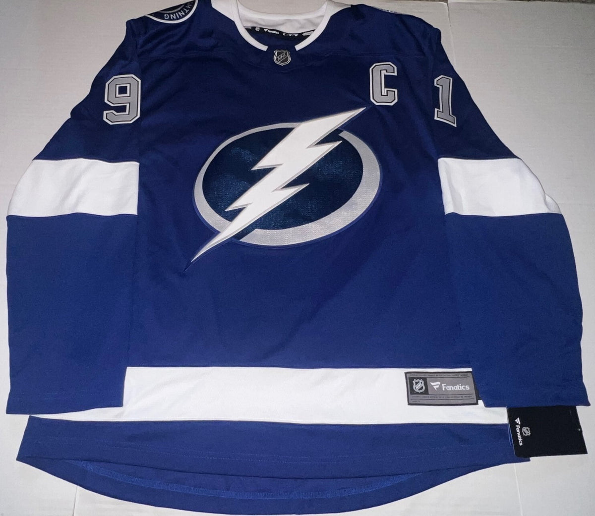 Steven Stamkos signed Tampa Bay Lightning Licensed jersey autographed JSA
