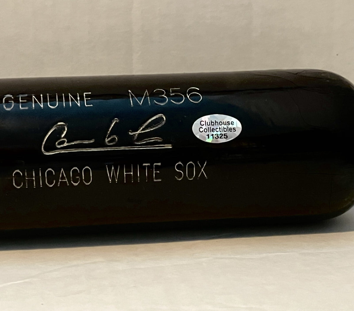 Carlos Lee White Sox signed Game Used Louisville Slugger Bat autographed Beckett