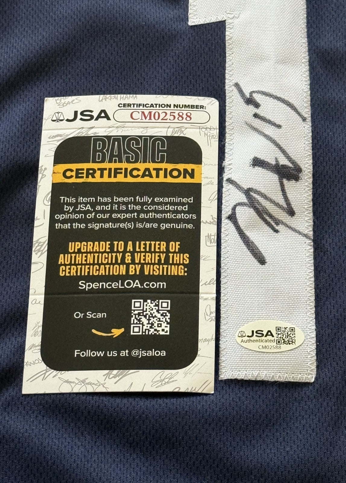 Kemba Walker UCONN Huskies signed Custom jersey autographed JSA