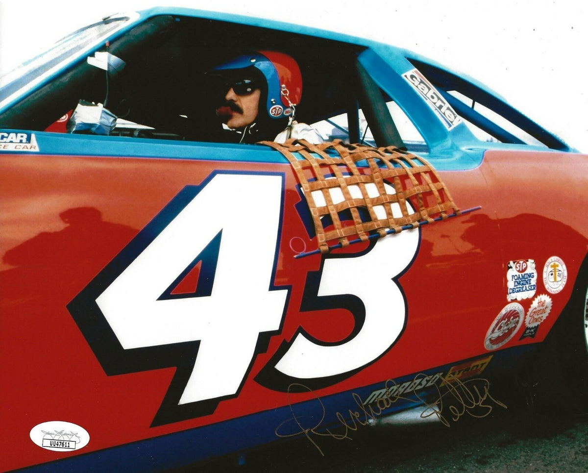 Richard Petty Daytona 500 signed Nascar 8x10 photo autographed The King #3 JSA