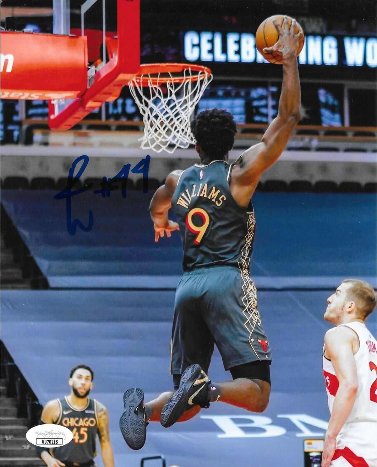 Patrick Williams signed Chicago Bulls 8x10 photo autographed JSA