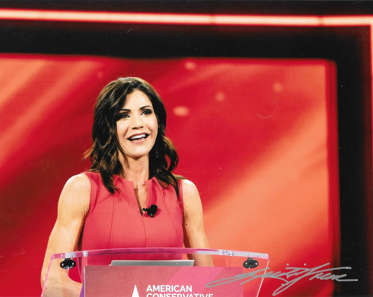 Kristi Noem South Dakota Governor signed 8x10 photo autographed Reprint