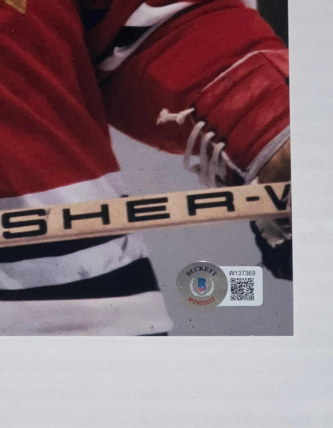 Steve Larmer signed Chicago Blackhawks 11x14 photo autographed Beckett Witnessed