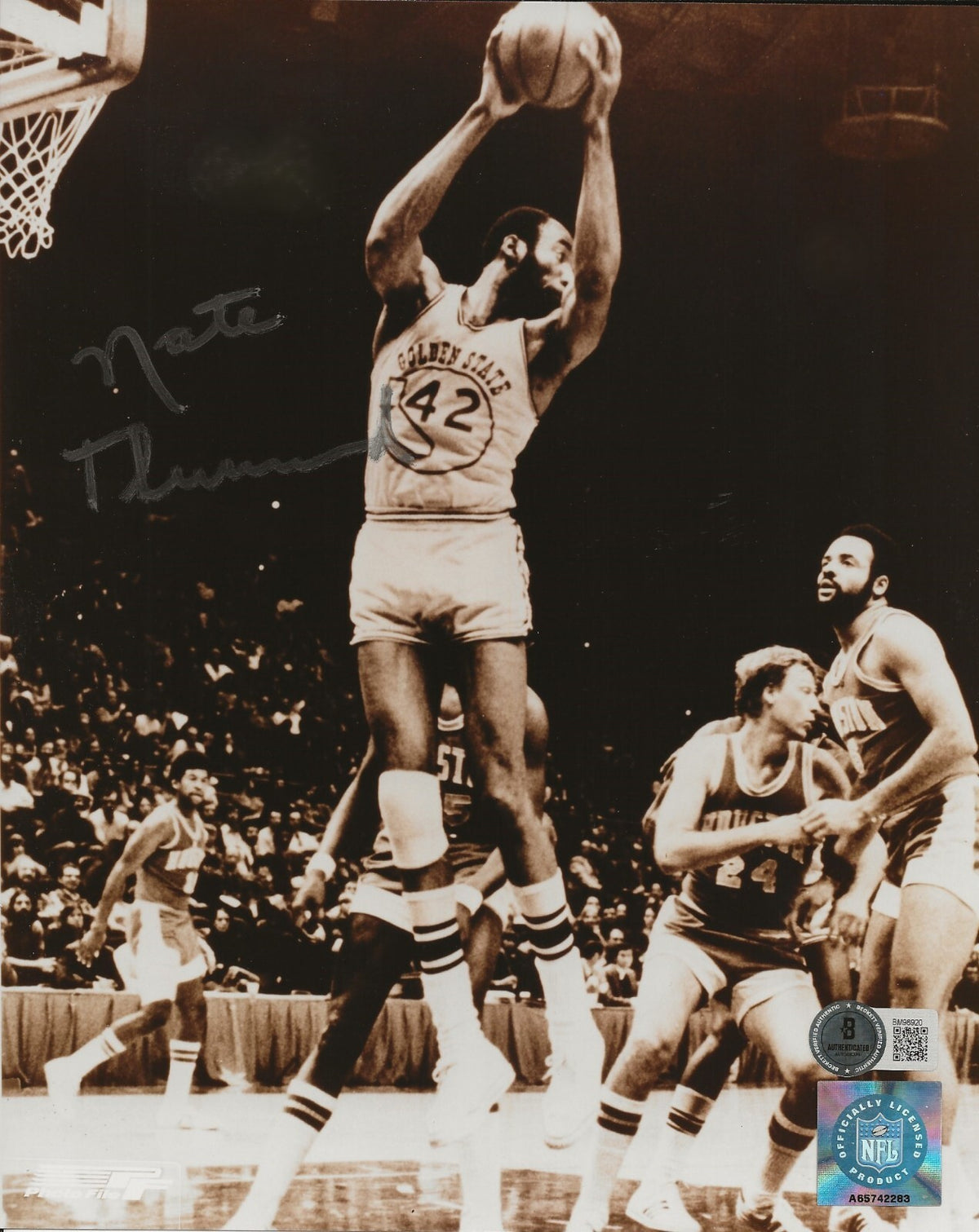 Nate Thurmond signed Golden State Warriors 8x10 photo autographed Beckett COA