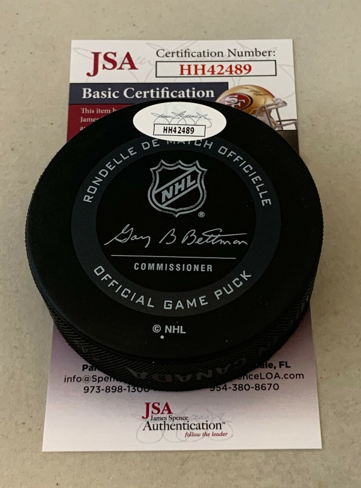 Sean Monahan signed Calgary Flames 40th Anniversary Game Puck autographed JSA
