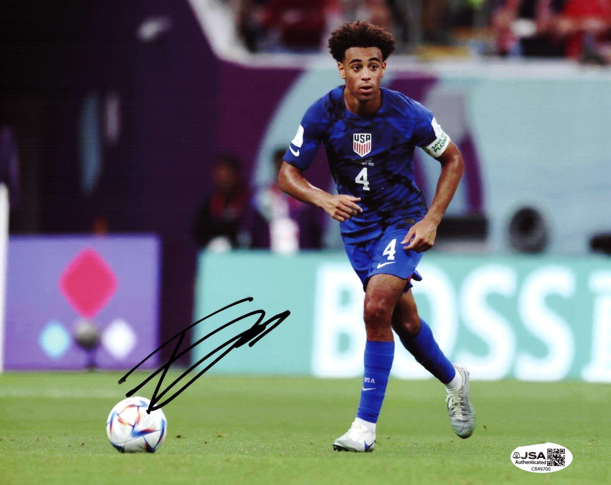 Tyler Adams signed Team USA Soccer 8x10 photo autographed World Cup #10 JSA