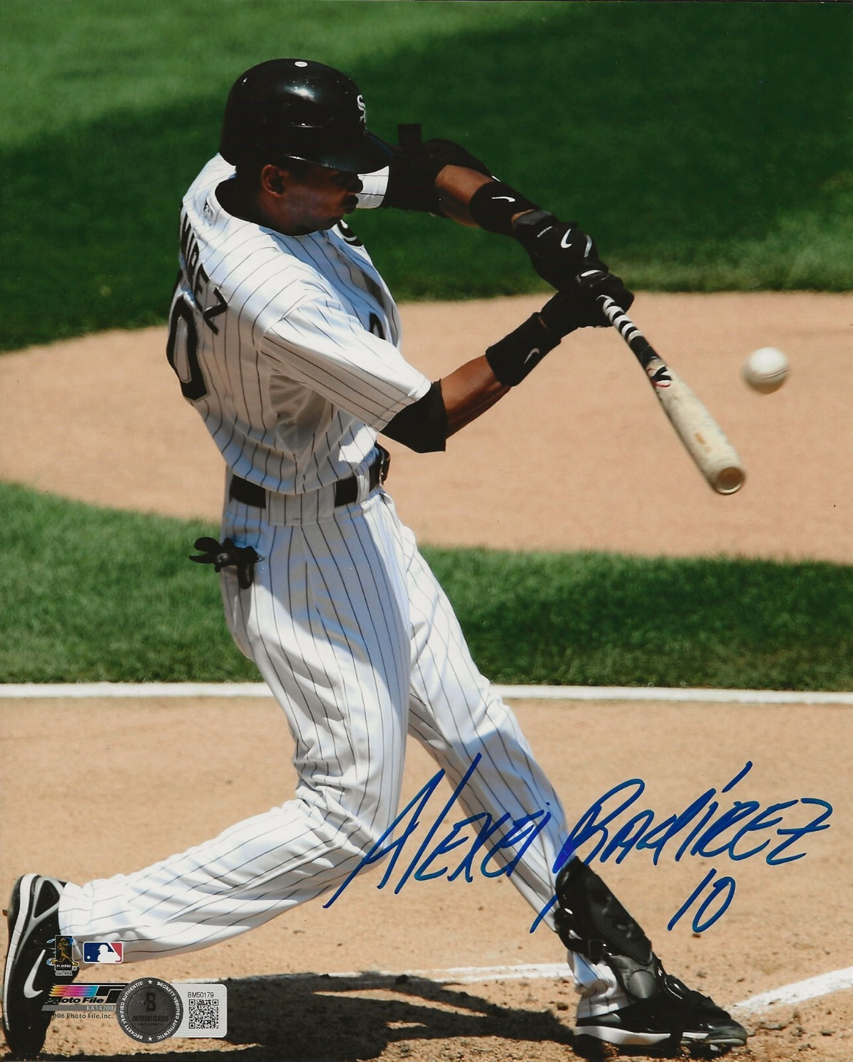 Alexei Ramirez signed Chicago White Sox 8x10 photo autographed #2 Beckett COA
