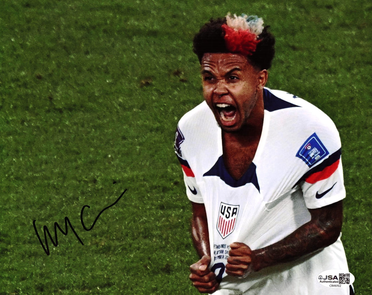 Weston McKennie signed Team USA Soccer 8x10 photo autographed World Cup #4 JSA