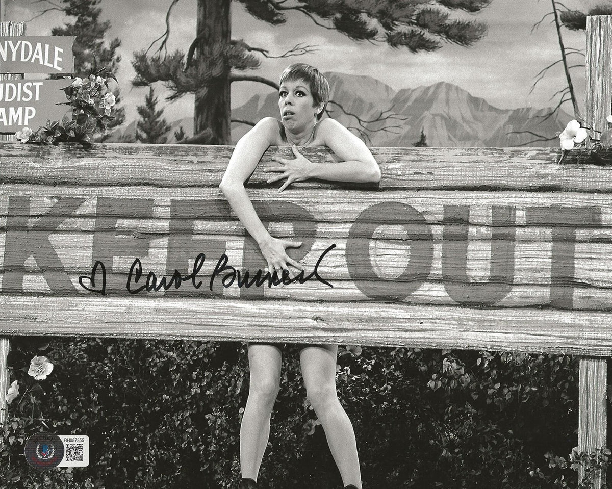 Carol Burnett The Carol Burnett Show signed 8x10 photo Comedy Legend Beckett