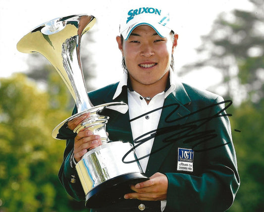 Yoshinori Fujimoto Japan signed Golf 8x10 photo autographed 2
